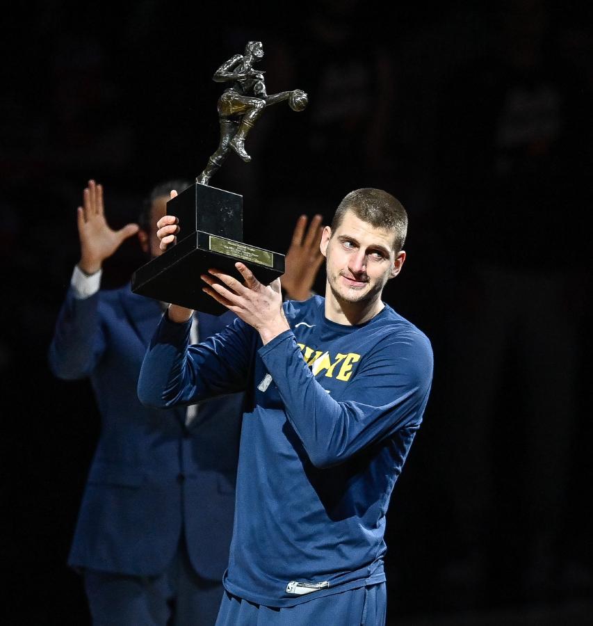 索姆博尔少年:约基奇从塞尔维亚小镇到NBA王座的成长之路